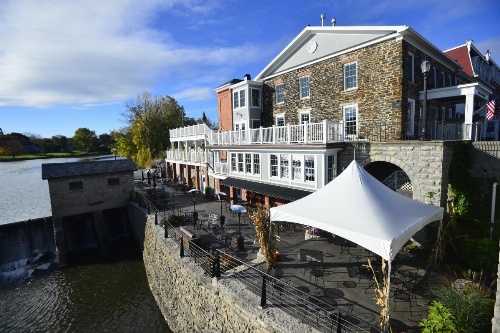 Farmer's Creekside Tavern & Inn image 13