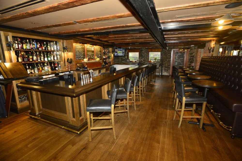 Farmer's Creekside Tavern & Inn Image 15
